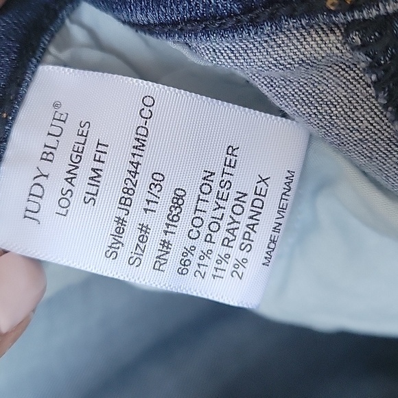 Judy Blue Slim Fit‎ Straight Leg Stretch Denim Jeans Size 11/30 Light Blue Wash - Picture 9 of 10